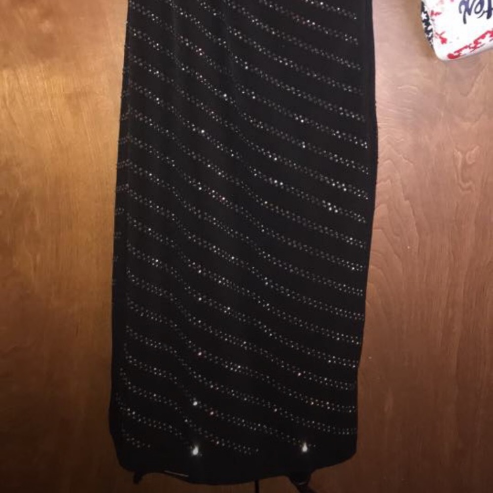 Off the shoulder cocktail dess